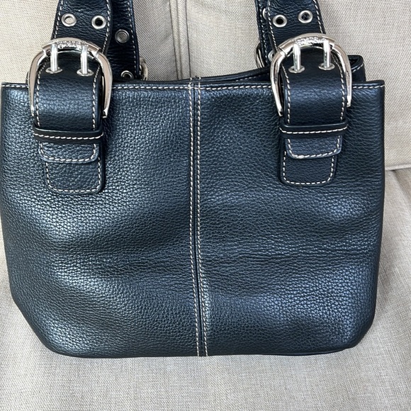 ποΈHost PickποΈ Tignanello Black Tote - Picture 4 of 15